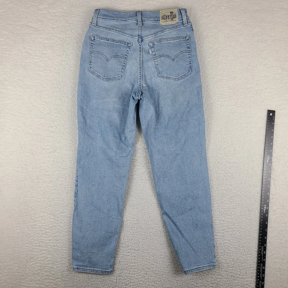 Levi's SilverTab Jeans Womens 29x27 Blue Mom Jean Distress Light Wash Waterless*